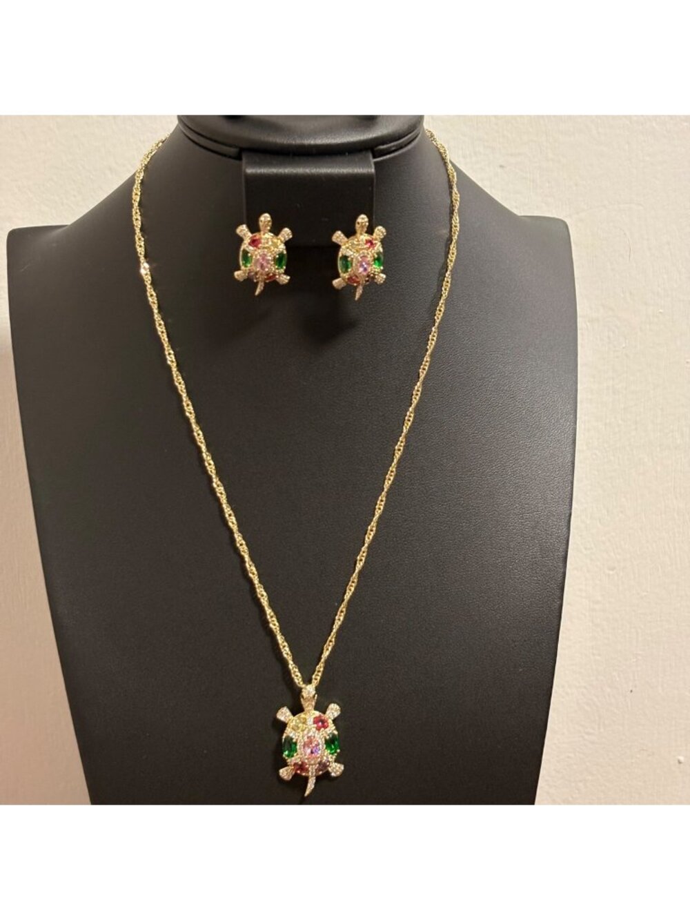 Turtle Pendant Necklace & Earring Set With Multicolor Stones & Gold-Toned Chain
